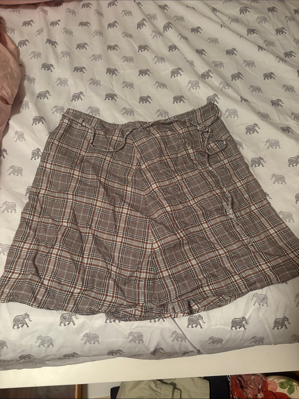 American Eagle Plaid Brown & White Skirt